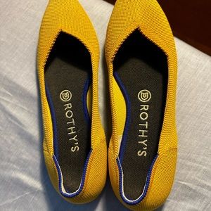 Rothy’s To The Point Yellow flats size 9
